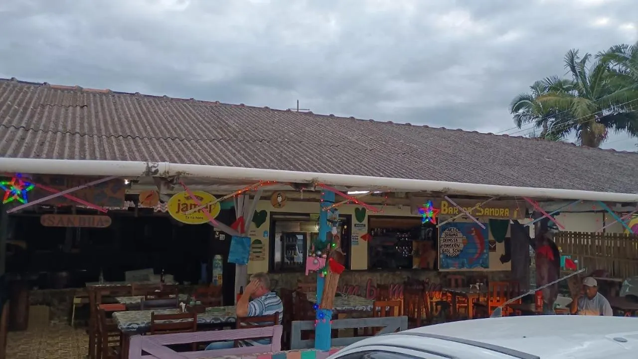 Quarto em Acomodações Particulares Sandras Kitnet Bar Da Sandra Sao Francisco do Sul